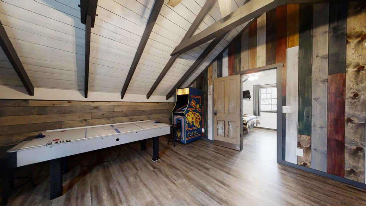 Bigfoots Hideaway Cabin Gatlinburg Εξωτερικό φωτογραφία