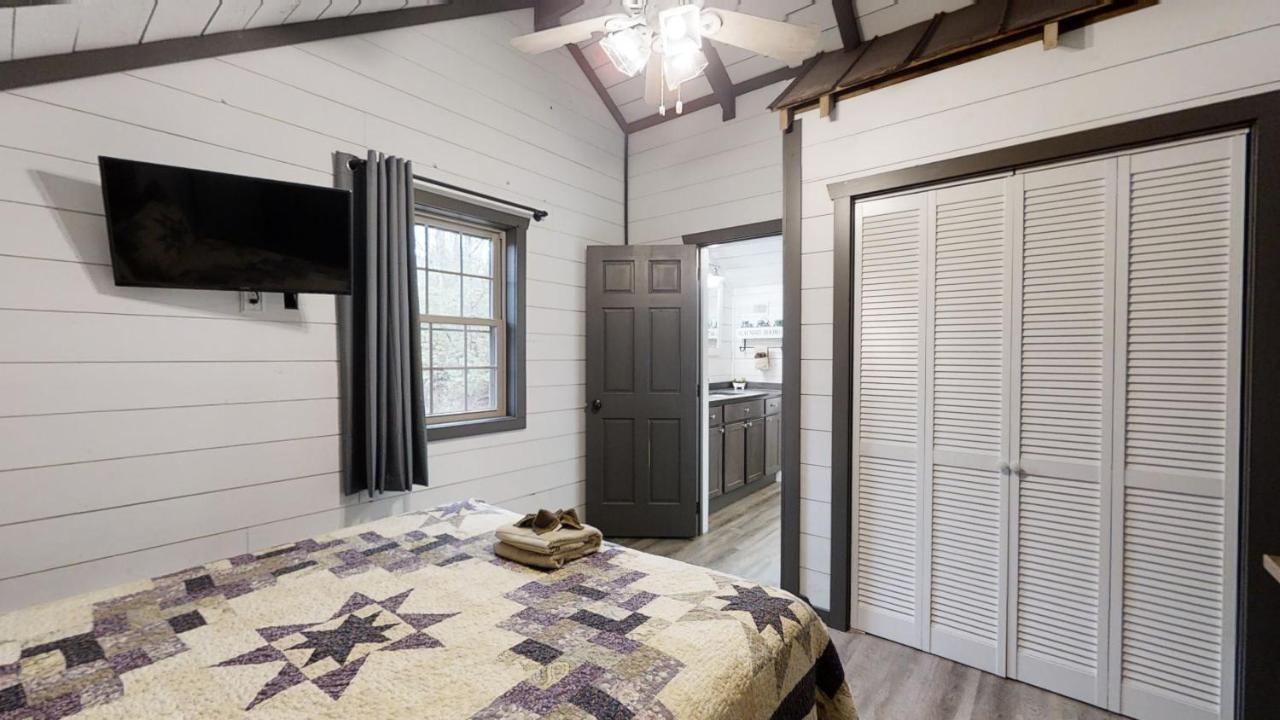 Bigfoots Hideaway Cabin Gatlinburg Εξωτερικό φωτογραφία