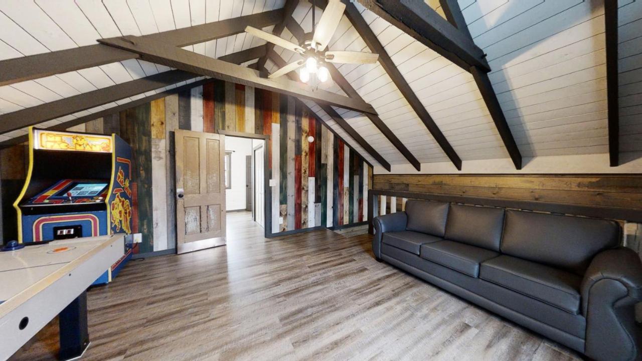 Bigfoots Hideaway Cabin Gatlinburg Εξωτερικό φωτογραφία