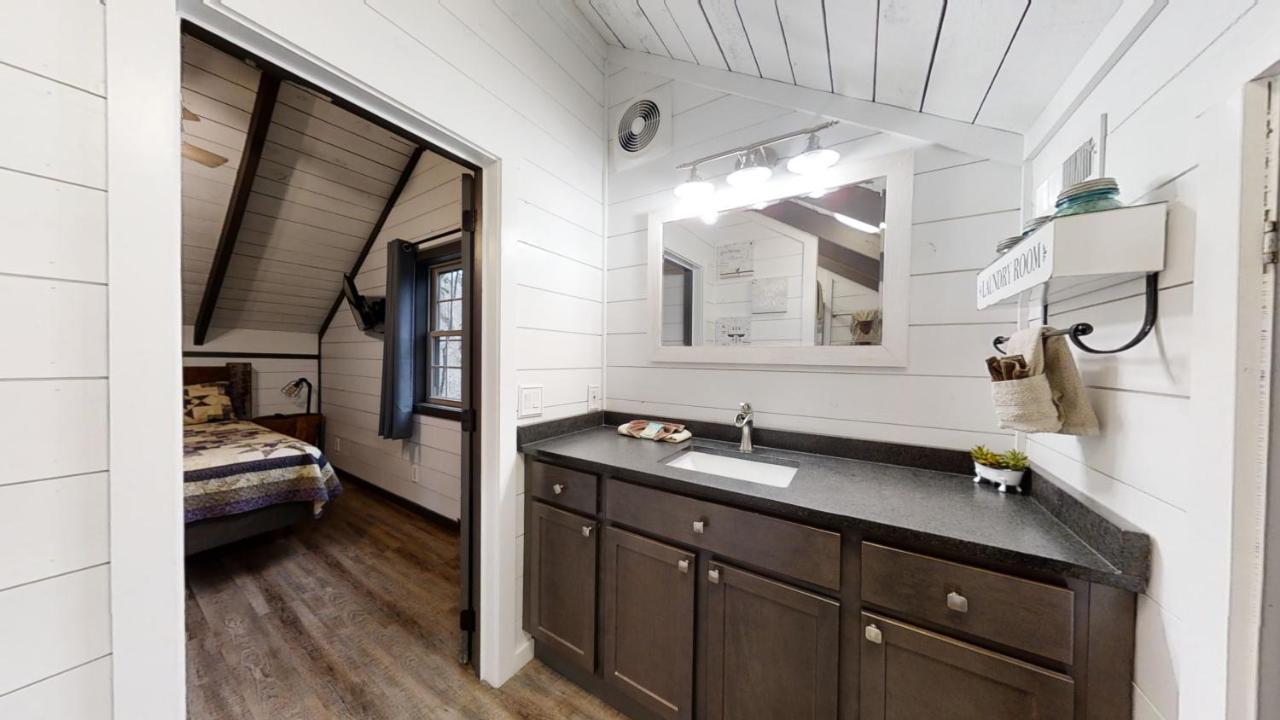 Bigfoots Hideaway Cabin Gatlinburg Εξωτερικό φωτογραφία