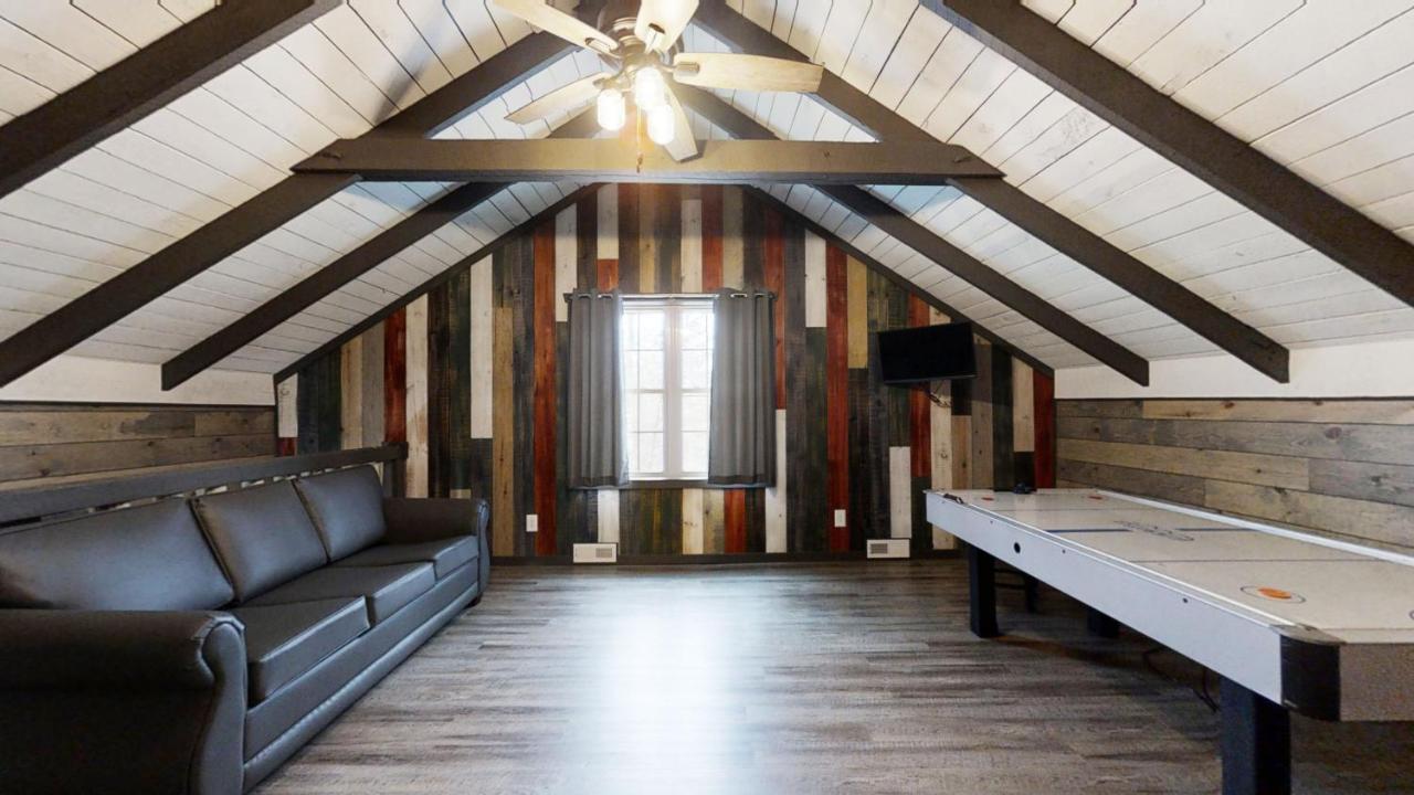 Bigfoots Hideaway Cabin Gatlinburg Εξωτερικό φωτογραφία