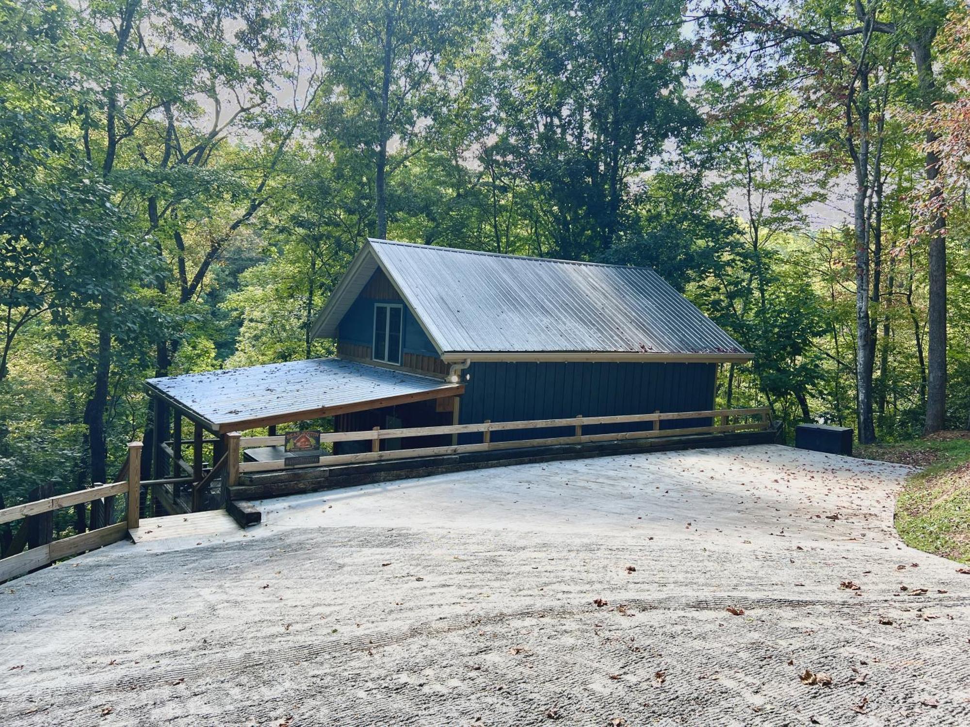 Bigfoots Hideaway Cabin Gatlinburg Εξωτερικό φωτογραφία
